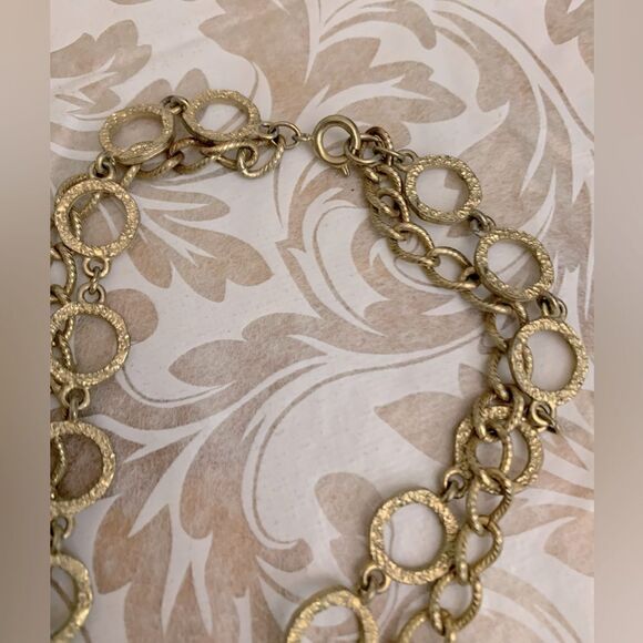 Vintage Brushed Gold Tone Necklace 2 Strand 20” Gorgeous - Picture 3 of 5